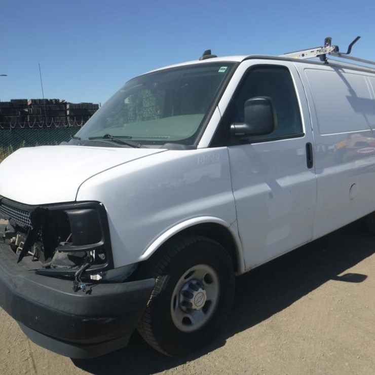 2017 CHEVROLET EXPRESS 2500