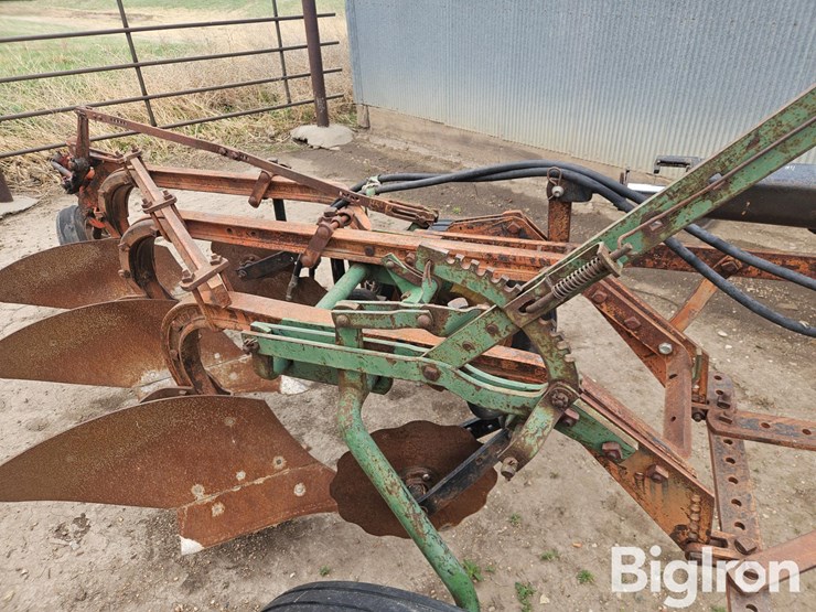 3-bottom-plow-image-11