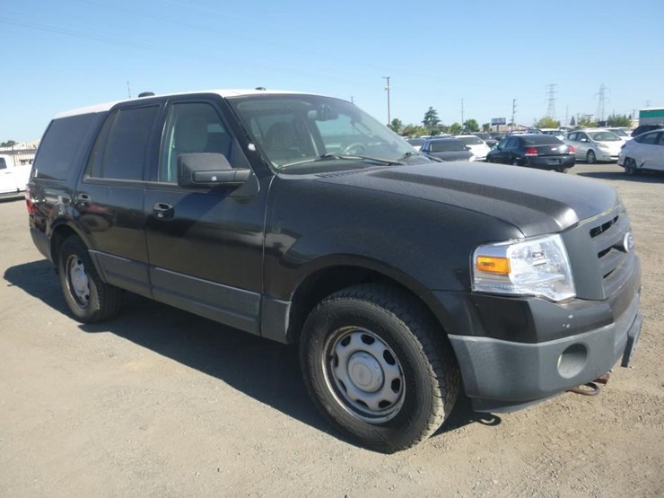 2011-ford-expedition-image-2