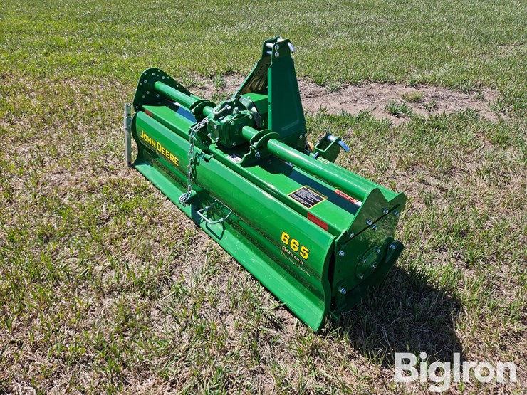 john-deere-665-image-5