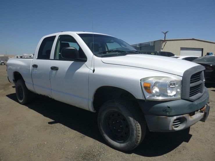 2007-dodge-ram-1500-image-2