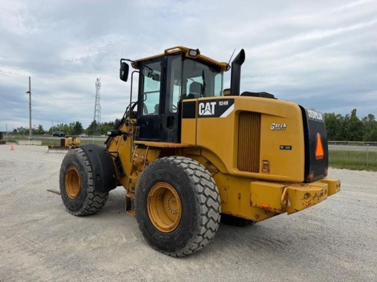 2010-caterpillar-924h-image-4