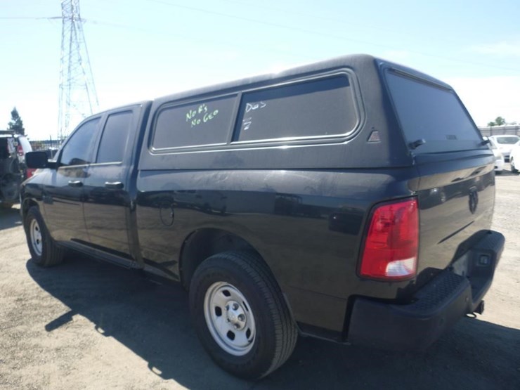 2015-dodge-1500-image-4