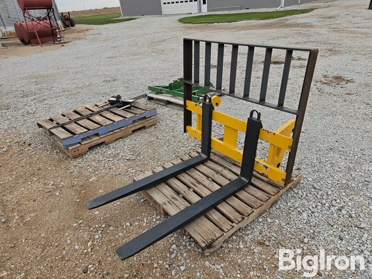 deere-324l-image-9