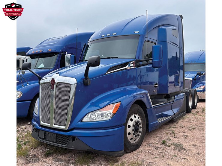 2023-kenworth-t680-image-1