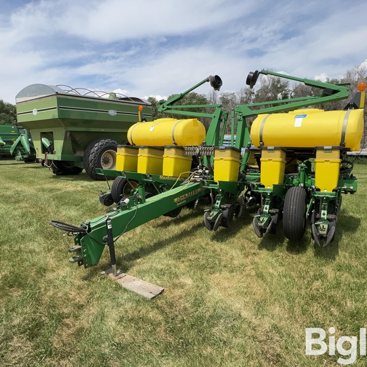 JOHN DEERE 1760