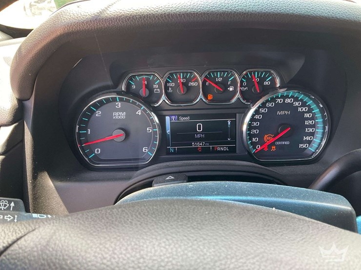 2018-chevrolet-tahoe-image-22