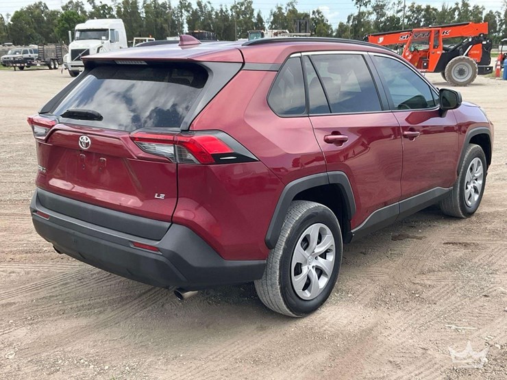 2019-toyota-rav4-image-3