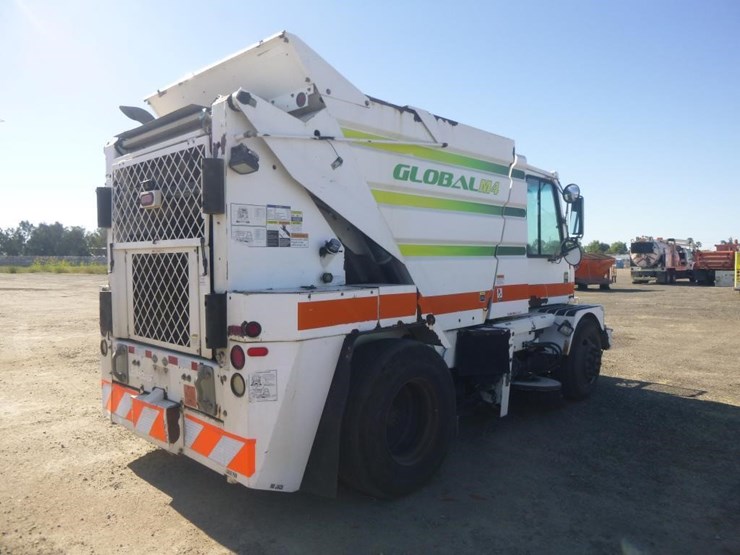 2013-global-m4-sweeper-image-4
