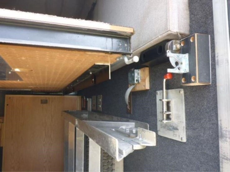 2004-caterpillar-c7-image-88