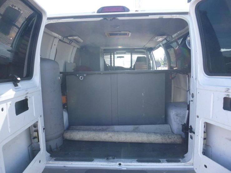 2003-dodge-ram-van-image-8