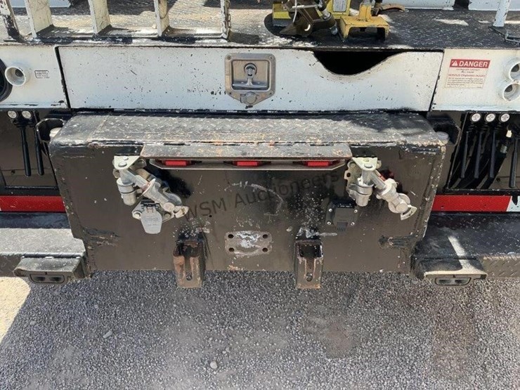 2009-international-workstar-7600-image-11