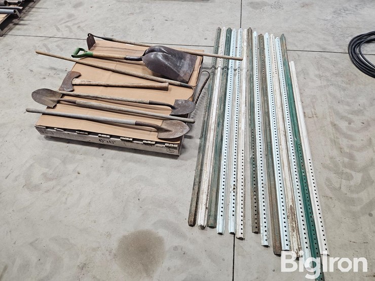 gardening/yard-tools-and-fence-posts-image-6