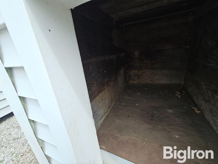 dog-house-image-16
