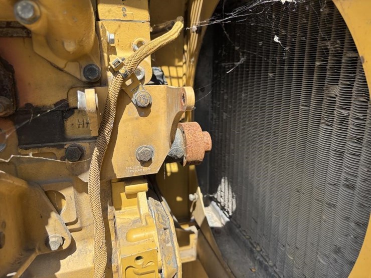 caterpillar-cp-433c-image-28
