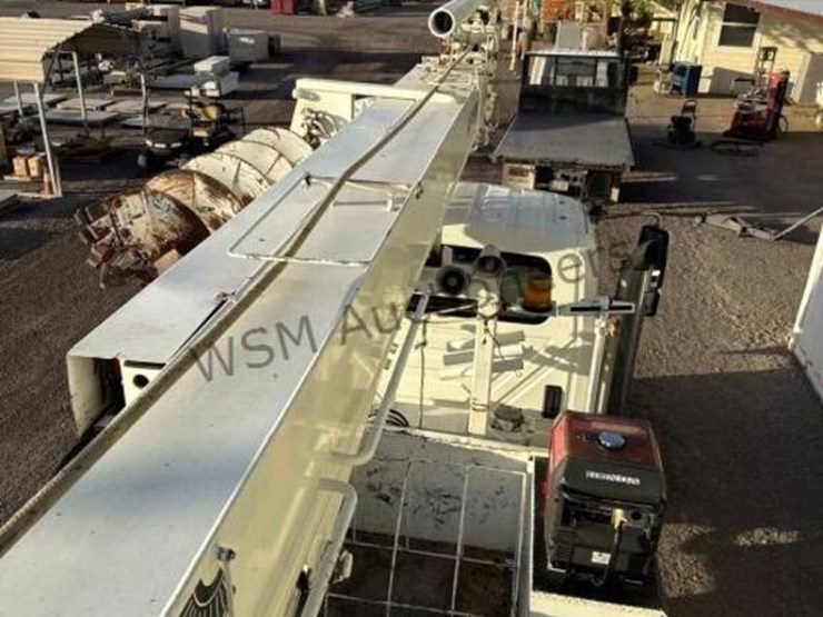 2009-international-workstar-7600-image-26