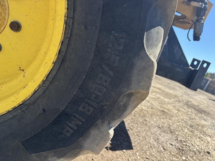john-deere-6410-image-29