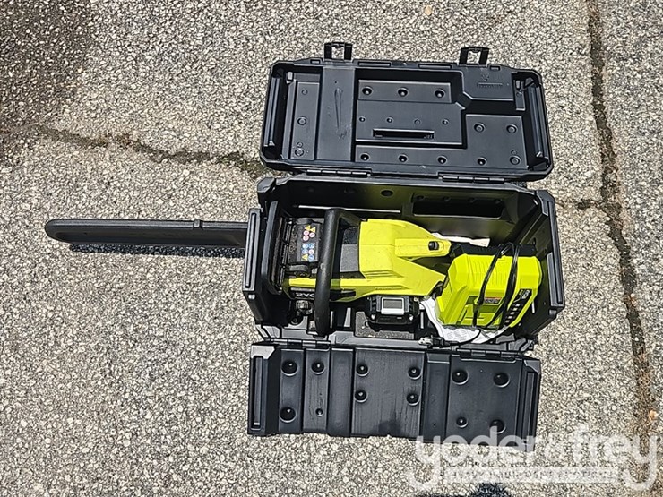 ryobi-18"-chainsaw-c/w-case-image-6