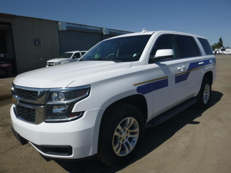 2015-chevrolet-tahoe-image-1