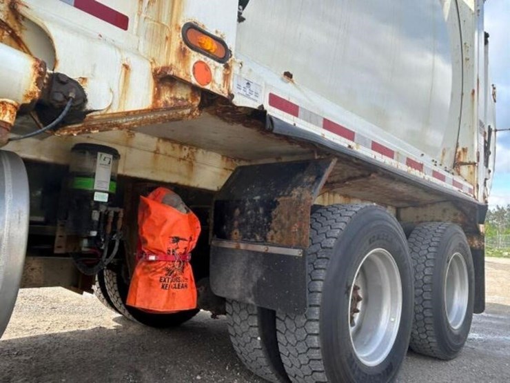 2020-mack-terrapro-tri/a-garbage-truck-1m2te1gc0lm-image-62
