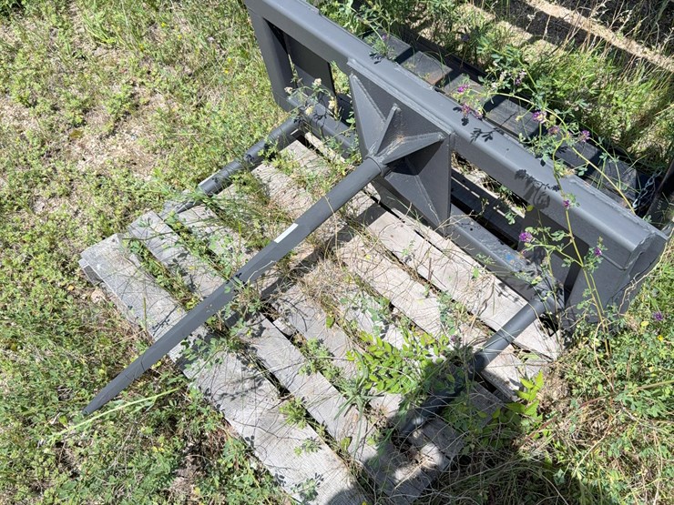 bale-forks-image-1