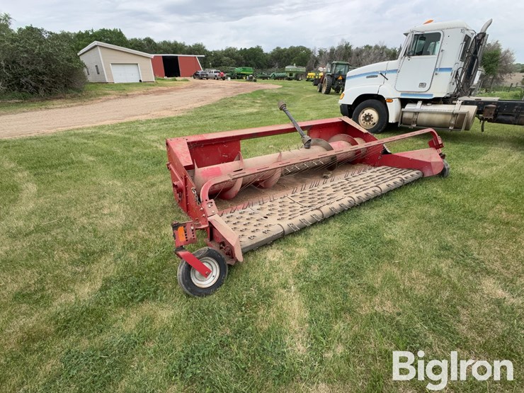 international-1015-combine-pickup-head-image-3