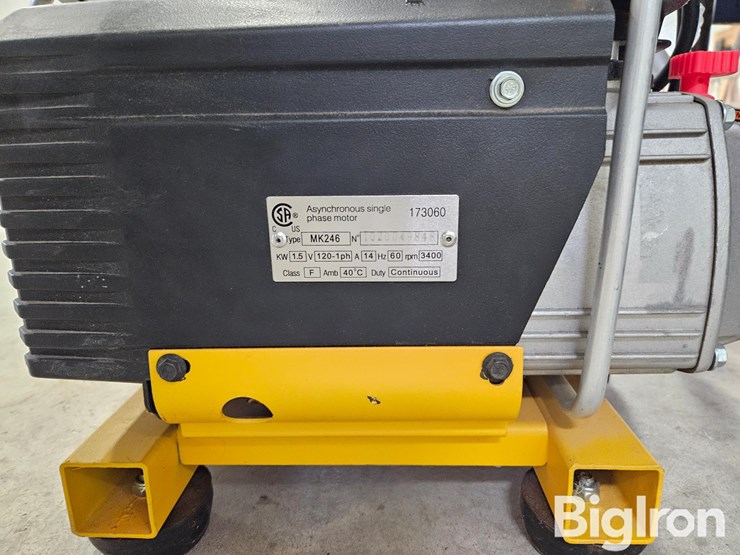 wen-gas-generator-and-dewalt-air-compressor-image-19