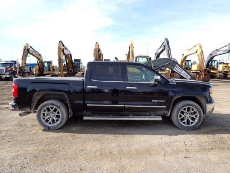 2014-gmc-sierra-slt-crew-cab-4x4-pickup-truck-3gtu-image-4