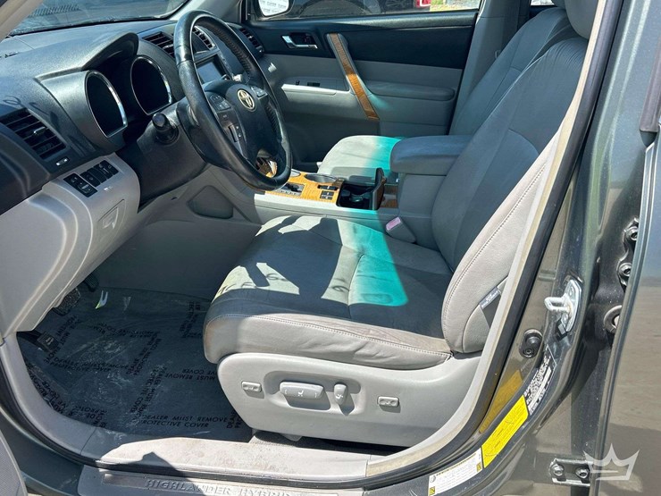 2008-toyota-highlander-image-12