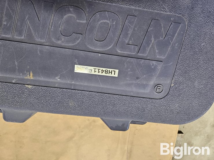lincoln-electric-cordless-grease-gun-w/-grease-image-14