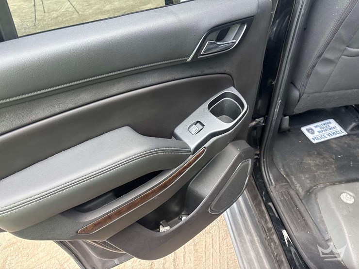 2018-chevrolet-tahoe-image-15