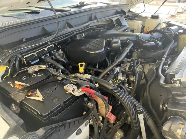 2015-ford-f550-image-17