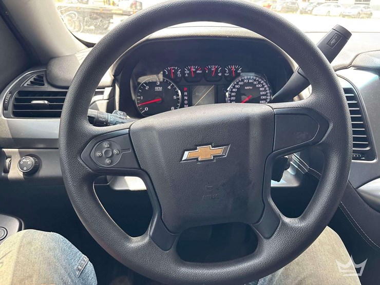2016-chevrolet-tahoe-image-13