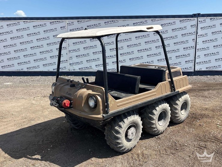 recreatives-industries-max-iv-6x6-amphibious-atv-image-1