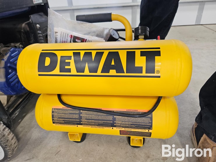 wen-gas-generator-and-dewalt-air-compressor-image-20