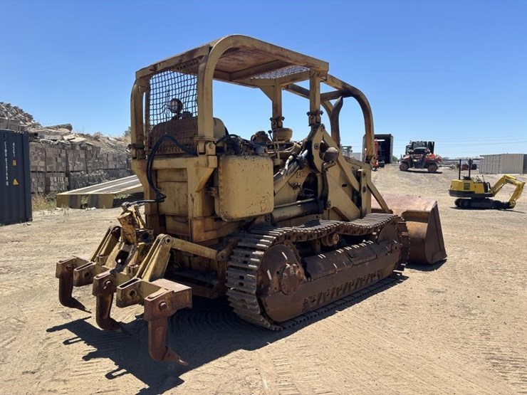 1957-caterpillar-955h-image-3
