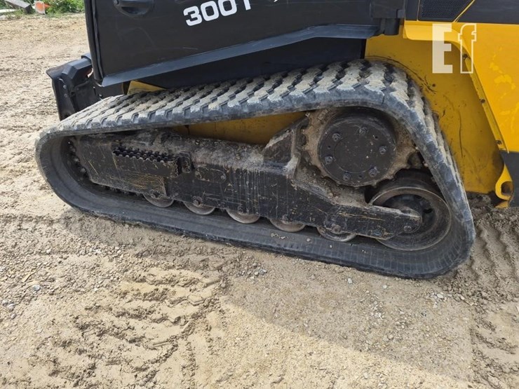 jcb-300t-image-11