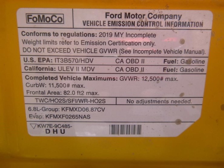 2019-ford-e350-image-16