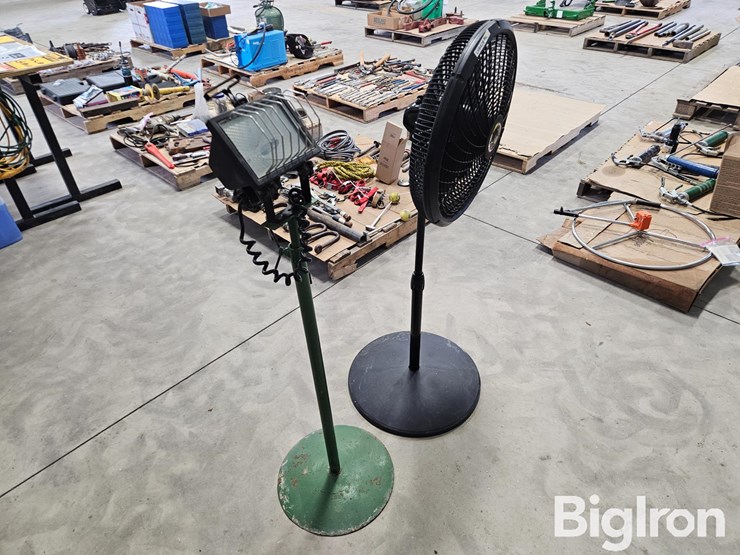 house-fan-and-shop-light-image-2