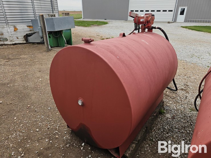 500-gal-fuel-tank-w/-electric-pump-image-2