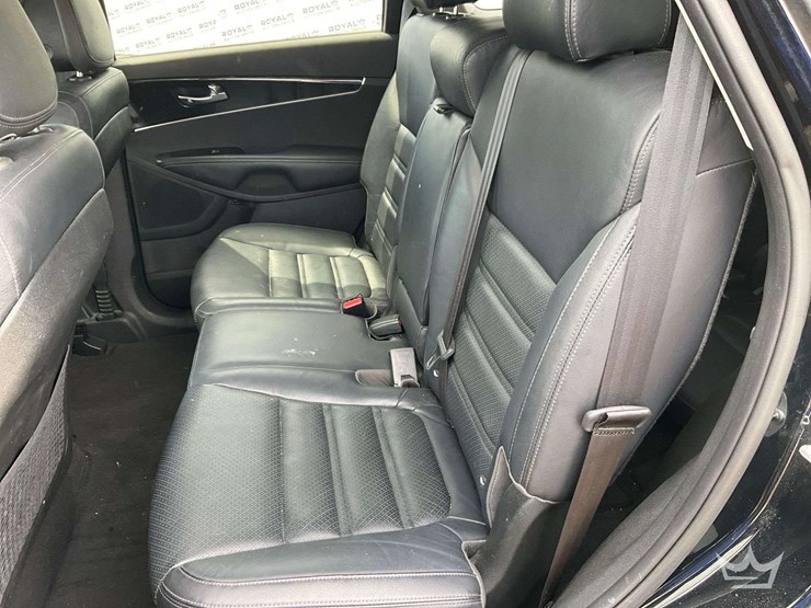 2016-kia-sorento-image-22