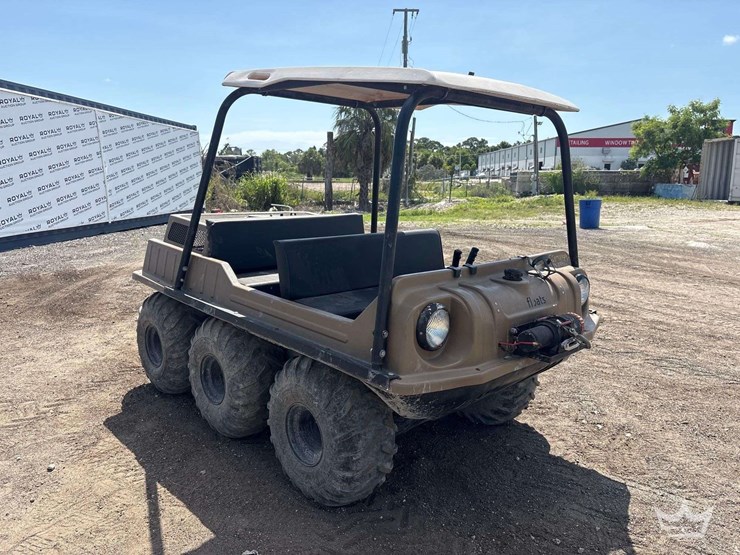 recreatives-industries-max-iv-6x6-amphibious-atv-image-2