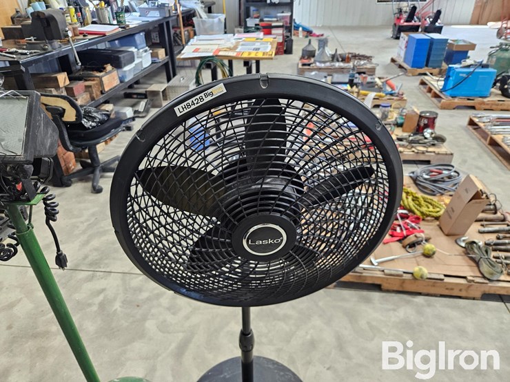 house-fan-and-shop-light-image-7