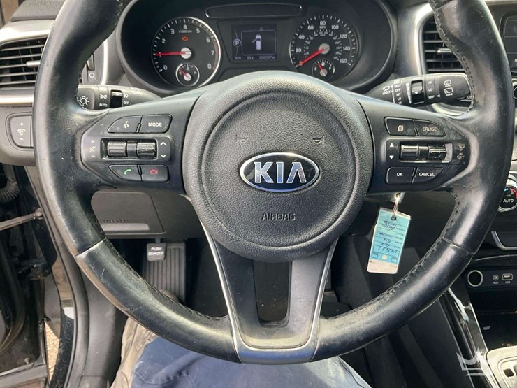 2016-kia-sorento-image-14