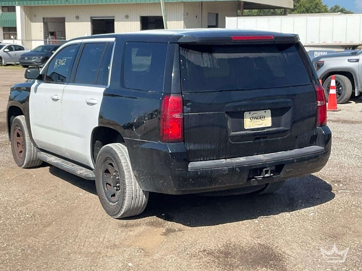 2020-chevrolet-tahoe-image-4
