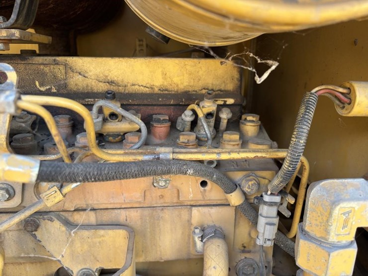 caterpillar-cp-433c-image-41