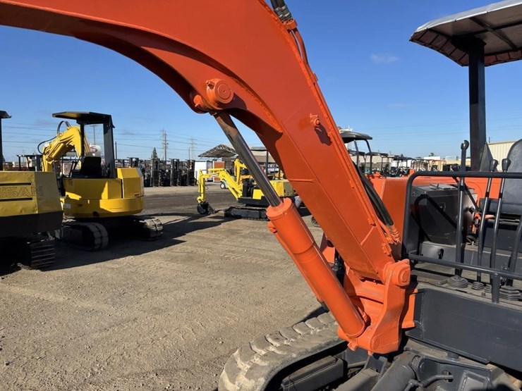 kubota-kh90h-image-15