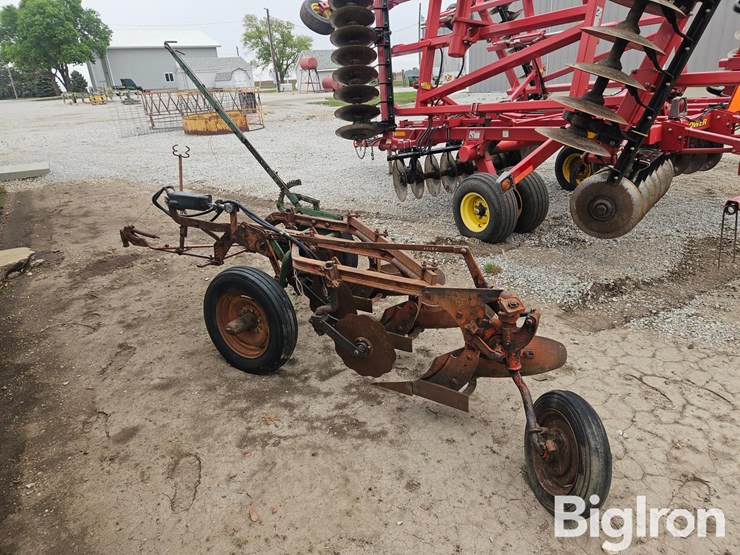 3-bottom-plow-image-5