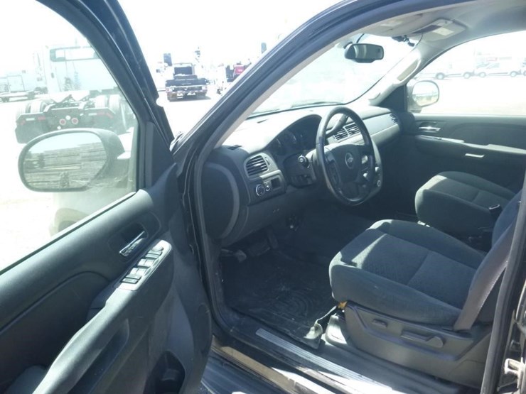2007-chevrolet-tahoe-image-5