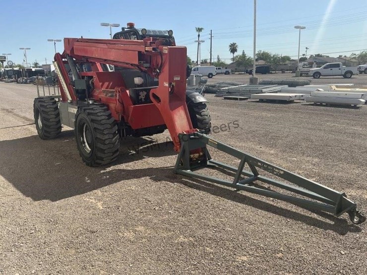 2005-manitou-t6034xt-telescopic-material-handler-image-4